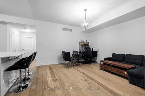 Photo 13 at 6 - 39 John Perkins Bull Drive W, CFB, Toronto