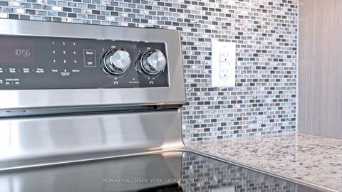 Photo 10 at 705 - 1603 Eglinton Avenue W, Oakwood Village, Toronto