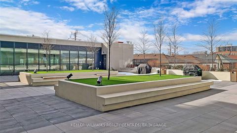 Photo 19 at 705 - 1603 Eglinton Avenue W, Oakwood Village, Toronto