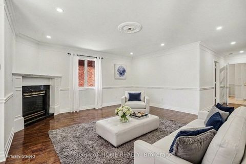Photo 11 at 251 Sonoma Boulevard, Sonoma Heights, Vaughan