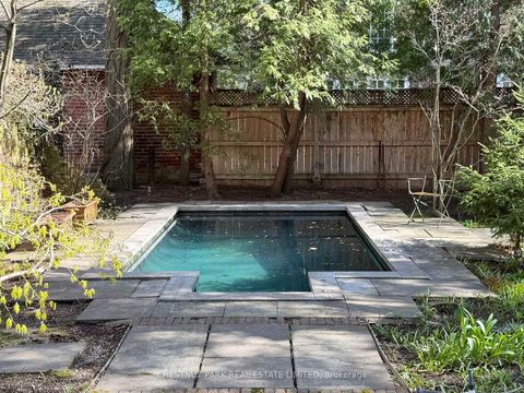 Photo 36 at 127 Roxborough Drive, Moore Park, Toronto