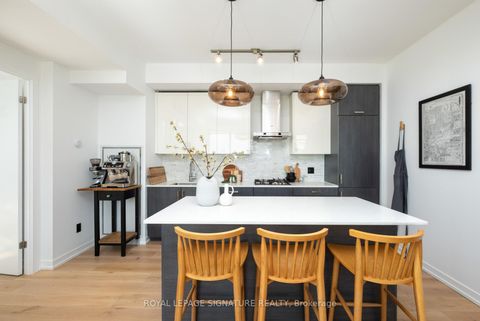 Photo 7 at 610 - 36 Howard Park Avenue, Roncesvalles, Toronto