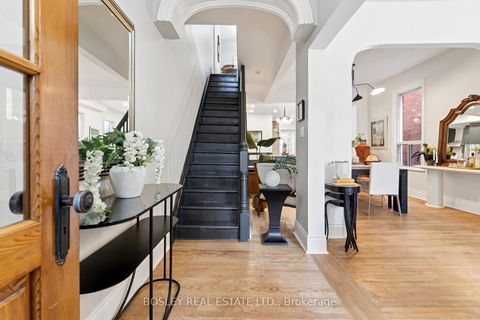 Photo 4 at 40 Halton Street, Bellwoods, Toronto