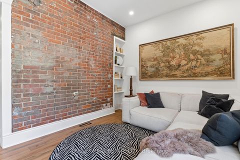 Photo 19 at 40 Halton Street, Bellwoods, Toronto