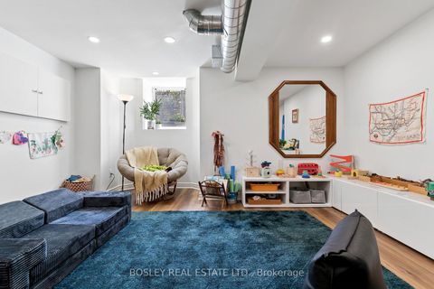 Photo 40 at 40 Halton Street, Bellwoods, Toronto
