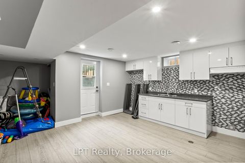 Photo 26 at 111 Bayview Avenue, Keswick South, Georgina