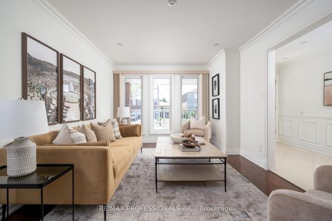 Photo 13 at 84 Harding Avenue, Amesbury, Toronto