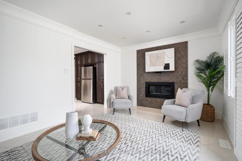 Photo 23 at 84 Harding Avenue, Amesbury, Toronto