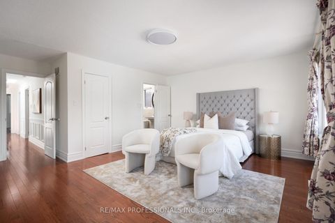 Photo 27 at 84 Harding Avenue, Amesbury, Toronto