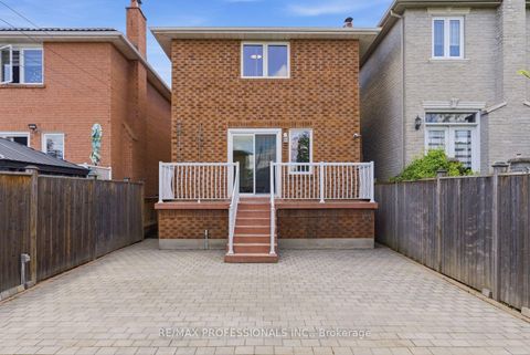 Photo 46 at 84 Harding Avenue, Amesbury, Toronto