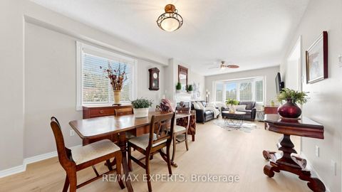 Photo 2 at 229 Rosanna Crescent, Maple, Vaughan