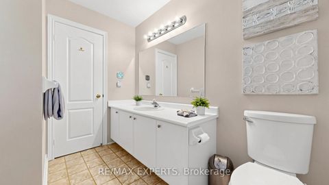 Photo 25 at 229 Rosanna Crescent, Maple, Vaughan