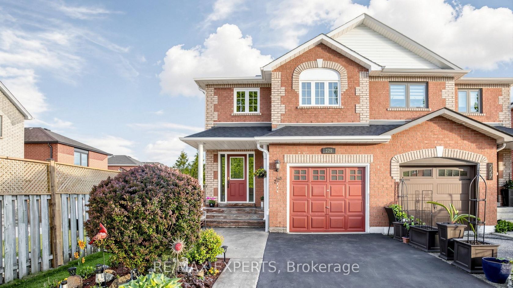 229 Rosanna Crescent, Maple, Vaughan photo 5