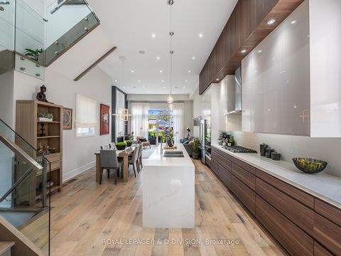 Photo 4 at 221 Virginia Avenue, Lumsden, Toronto