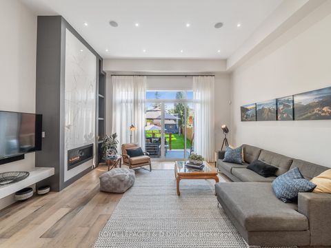 Photo 13 at 221 Virginia Avenue, Lumsden, Toronto