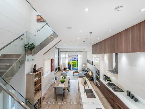 Photo 20 at 221 Virginia Avenue, Lumsden, Toronto