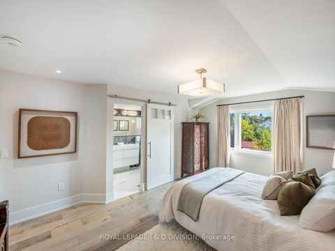 Photo 24 at 221 Virginia Avenue, Lumsden, Toronto