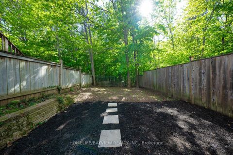 Photo 4 at 52 Hawthorne Crescent, Ardagh, Barrie