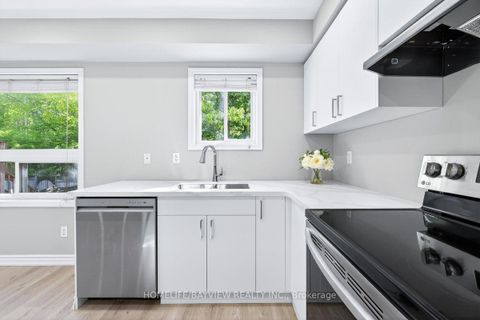 Photo 16 at 52 Hawthorne Crescent, Ardagh, Barrie