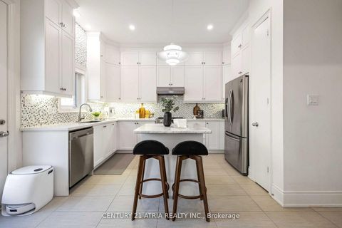 Photo 13 at 109 Vantage Loop, Woodland Hill, Newmarket