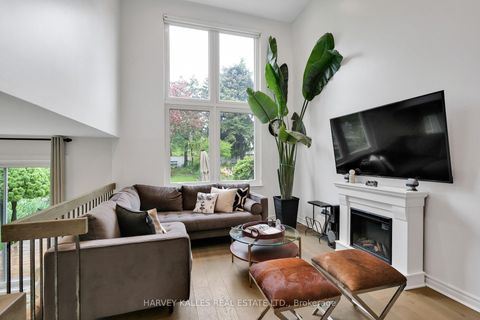 Photo 6 at 41 Donnamora Crescent, German Mills, Markham