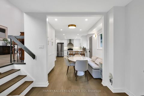 Photo 11 at 41 Donnamora Crescent, German Mills, Markham