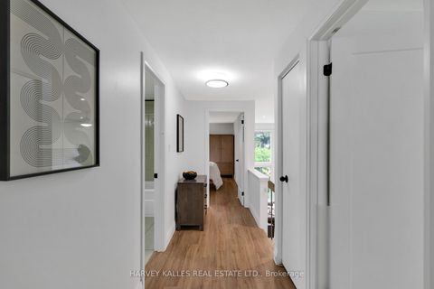 Photo 20 at 41 Donnamora Crescent, German Mills, Markham