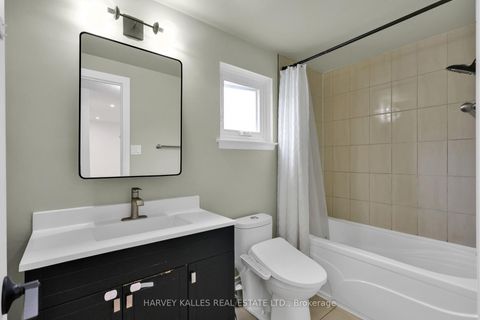 Photo 23 at 41 Donnamora Crescent, German Mills, Markham