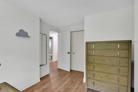 Photo 27 at 41 Donnamora Crescent, German Mills, Markham