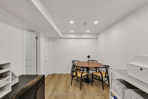 Photo 30 at 41 Donnamora Crescent, German Mills, Markham