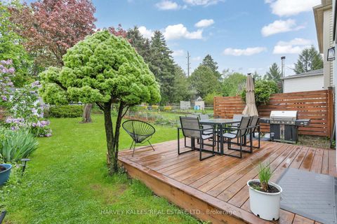 Photo 35 at 41 Donnamora Crescent, German Mills, Markham