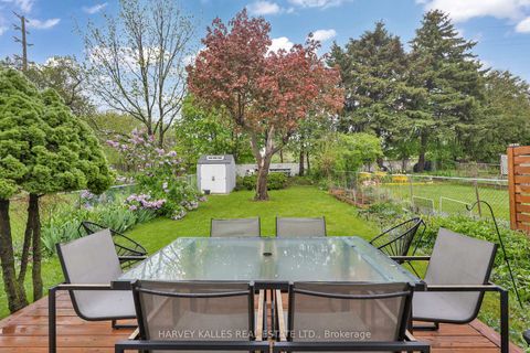 Photo 38 at 41 Donnamora Crescent, German Mills, Markham