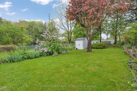 Photo 39 at 41 Donnamora Crescent, German Mills, Markham
