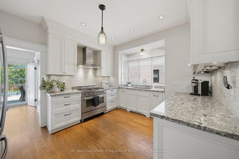 Photo 9 at 142 Temperance Street, Aurora Village, Aurora