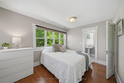 Photo 19 at 142 Temperance Street, Aurora Village, Aurora