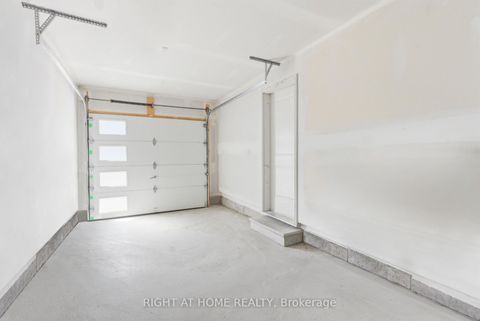 Photo 32 at 152 Sailors Landing, Bowmanville, Clarington
