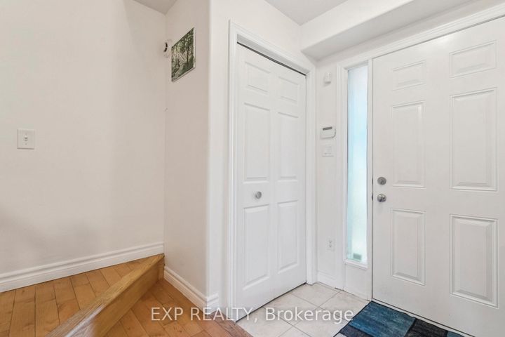 Photo 6 at 27 PETTIT Street, Stoney Creek, Hamilton