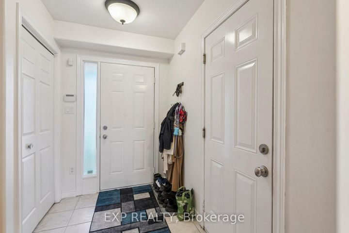 Photo 8 at 27 PETTIT Street, Stoney Creek, Hamilton