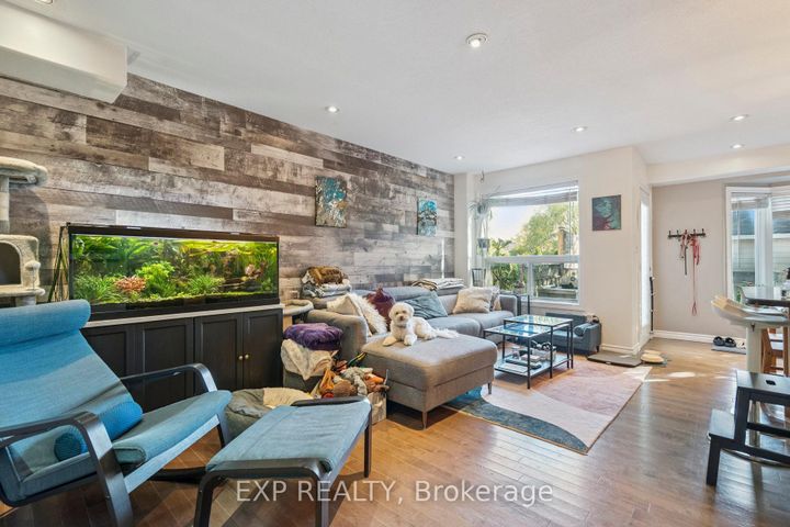 Photo 10 at 27 PETTIT Street, Stoney Creek, Hamilton