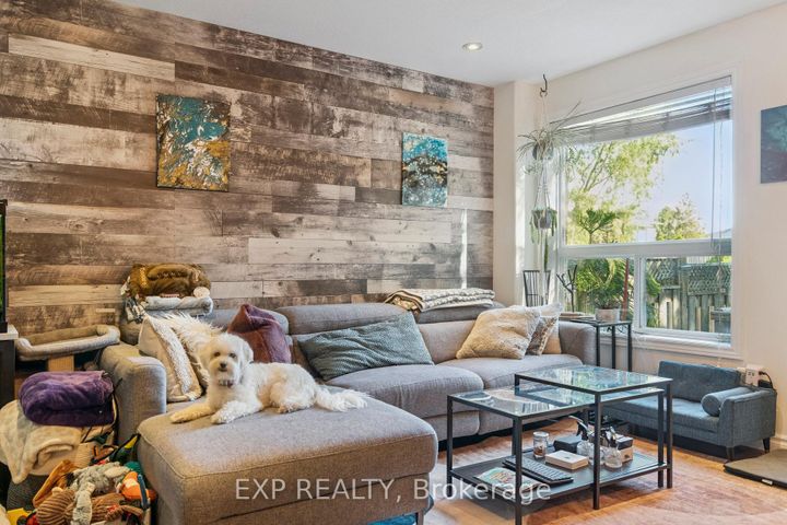 Photo 11 at 27 PETTIT Street, Stoney Creek, Hamilton