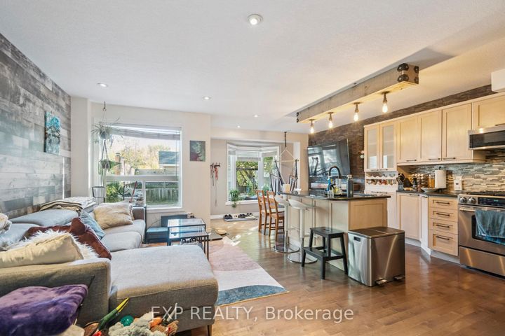 Photo 13 at 27 PETTIT Street, Stoney Creek, Hamilton