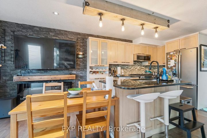 Photo 16 at 27 PETTIT Street, Stoney Creek, Hamilton