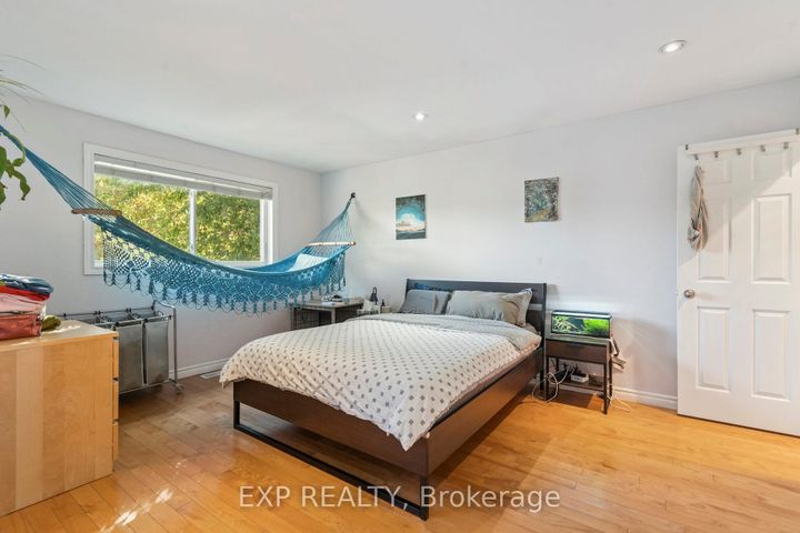 Photo 26 at 27 PETTIT Street, Stoney Creek, Hamilton