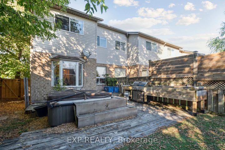 Photo 34 at 27 PETTIT Street, Stoney Creek, Hamilton