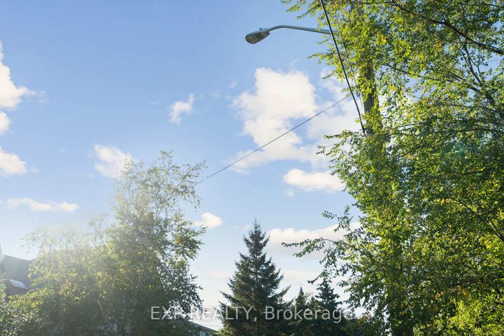 Photo 47 at 27 PETTIT Street, Stoney Creek, Hamilton