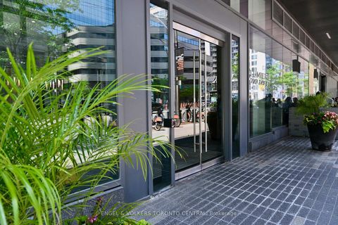 Photo 2 at 2504 - 770 Bay Street, Bay Street Corridor, Toronto