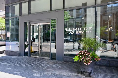 Photo 3 at 2504 - 770 Bay Street, Bay Street Corridor, Toronto