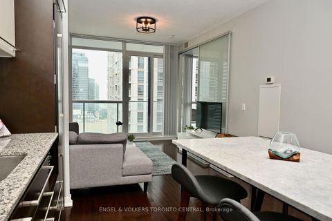 Photo 12 at 2504 - 770 Bay Street, Bay Street Corridor, Toronto