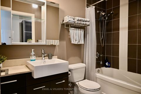 Photo 26 at 2504 - 770 Bay Street, Bay Street Corridor, Toronto