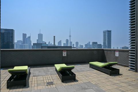Photo 37 at 2504 - 770 Bay Street, Bay Street Corridor, Toronto